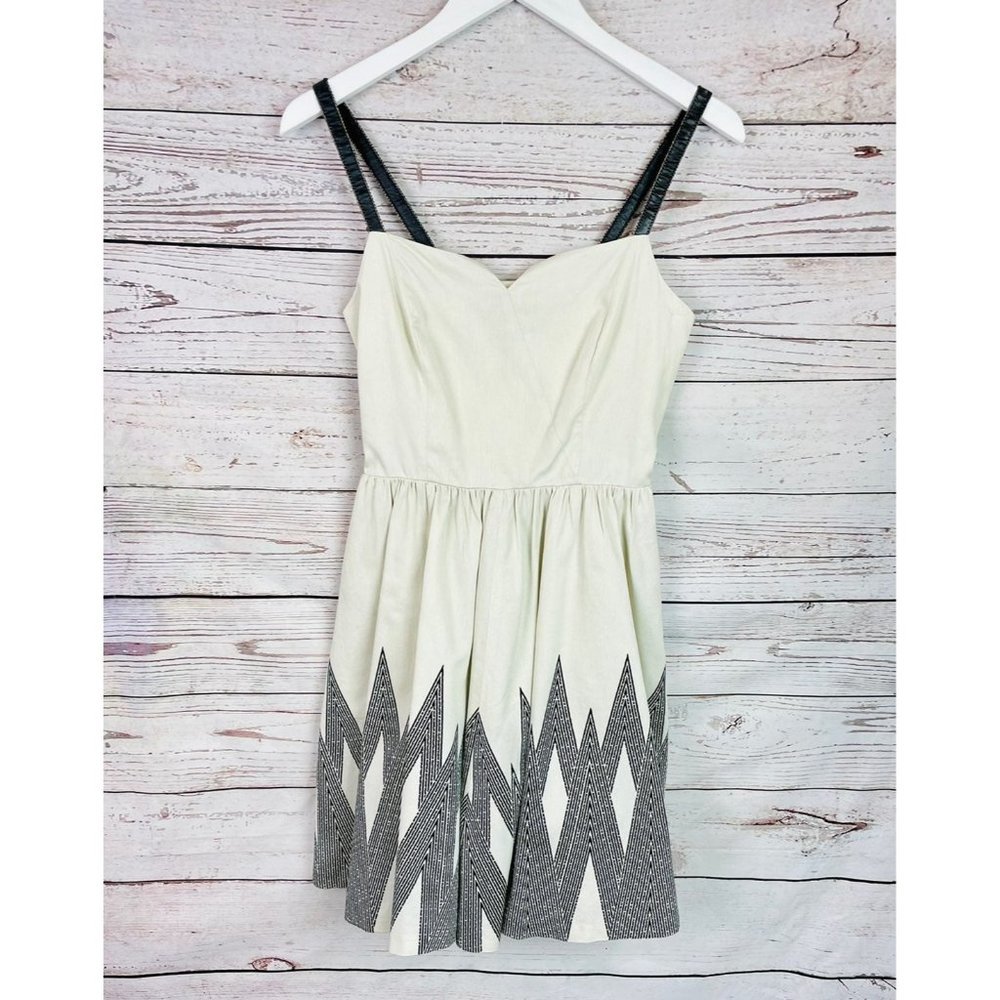A|X Armani Exchange Beige & White A-Line Dress Size 2